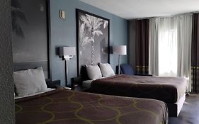 Super 8 by Wyndham Dania/Fort Lauderdale Arpt